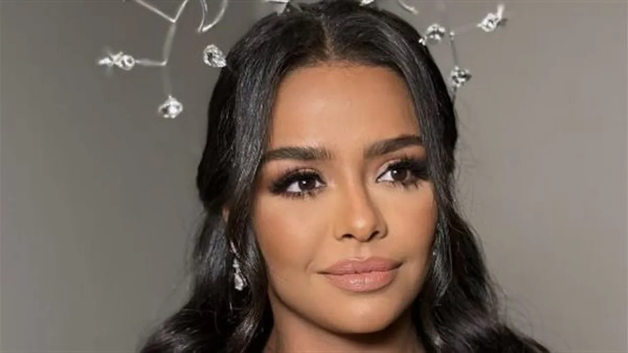 محطات نجاح.. مسيرة أسماء أبو اليزيد الفنية من تقى إلى مملكة الحرير